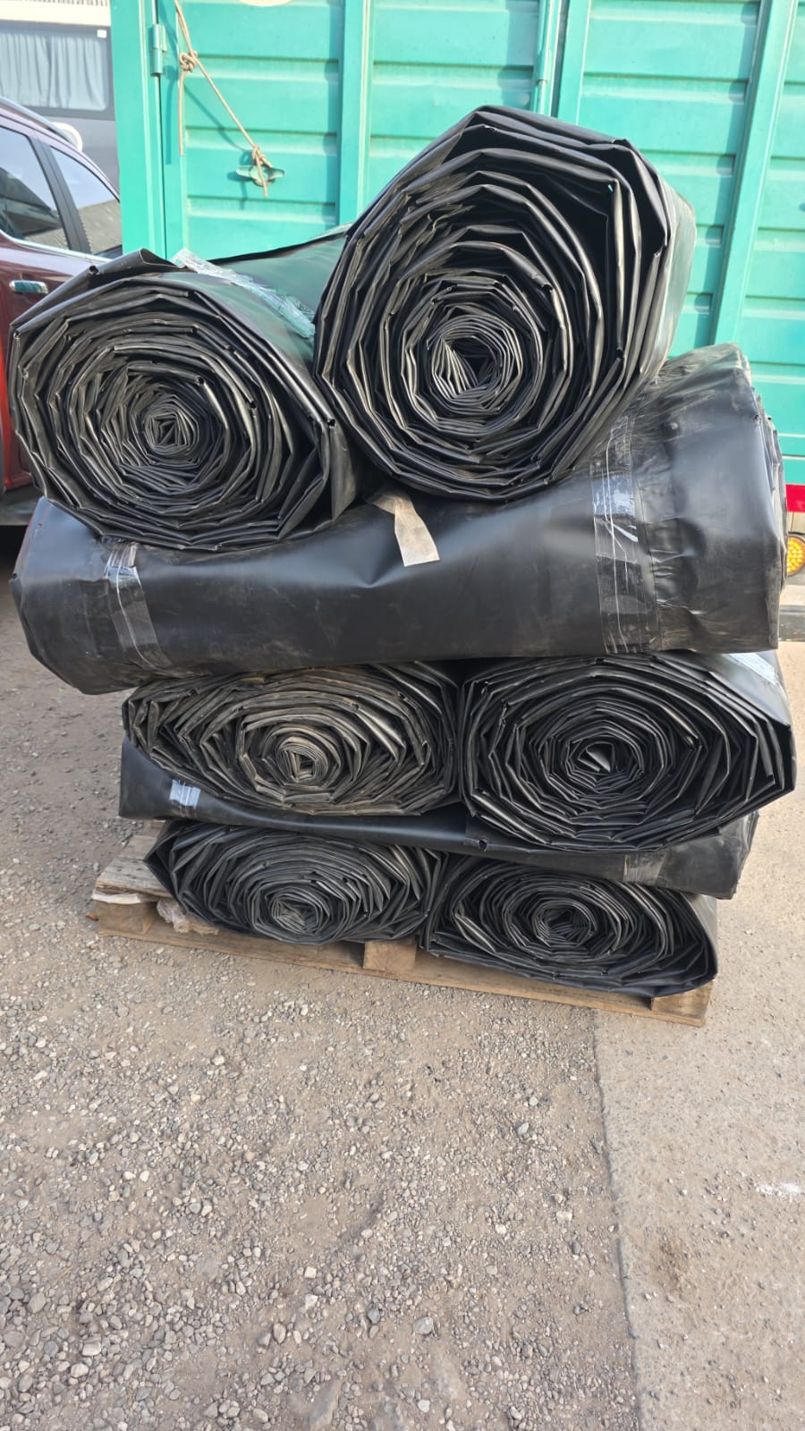 COMEDEROS GEOMEMBRANA HDPE TASTEX (750 MICRONES)